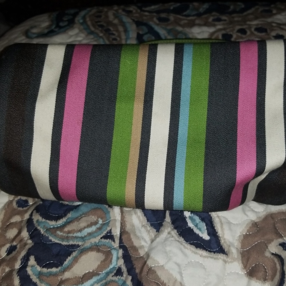 Kate Spade - Picture 2 of 7